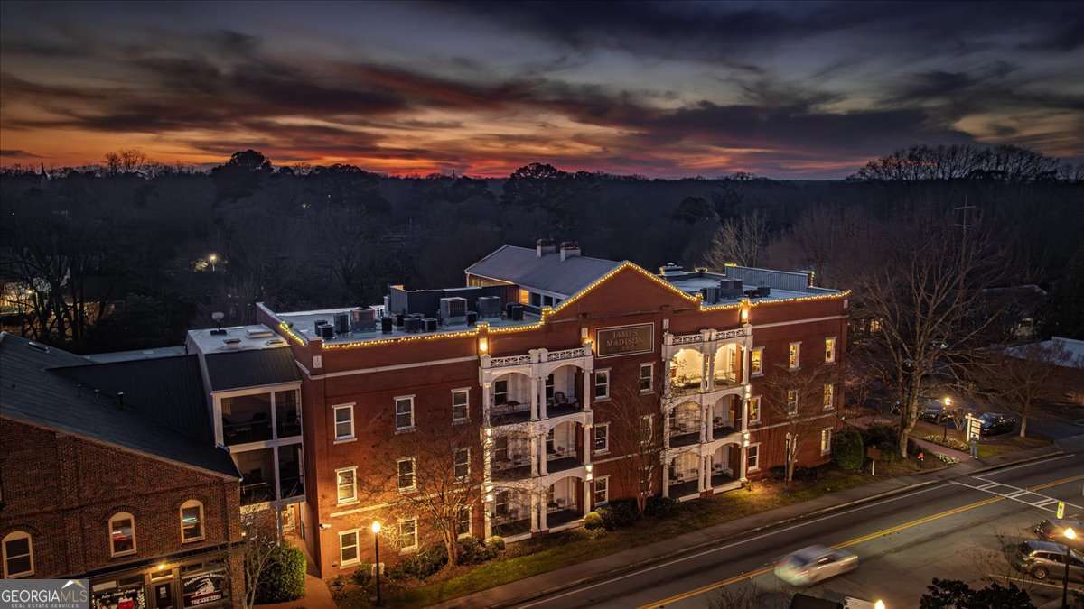 262 W Washington Street Madison GA 30650
