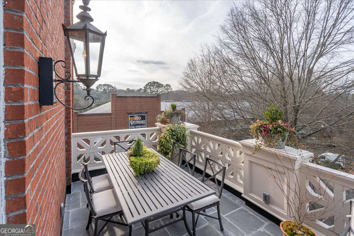 262 W Washington Street Madison GA 30650