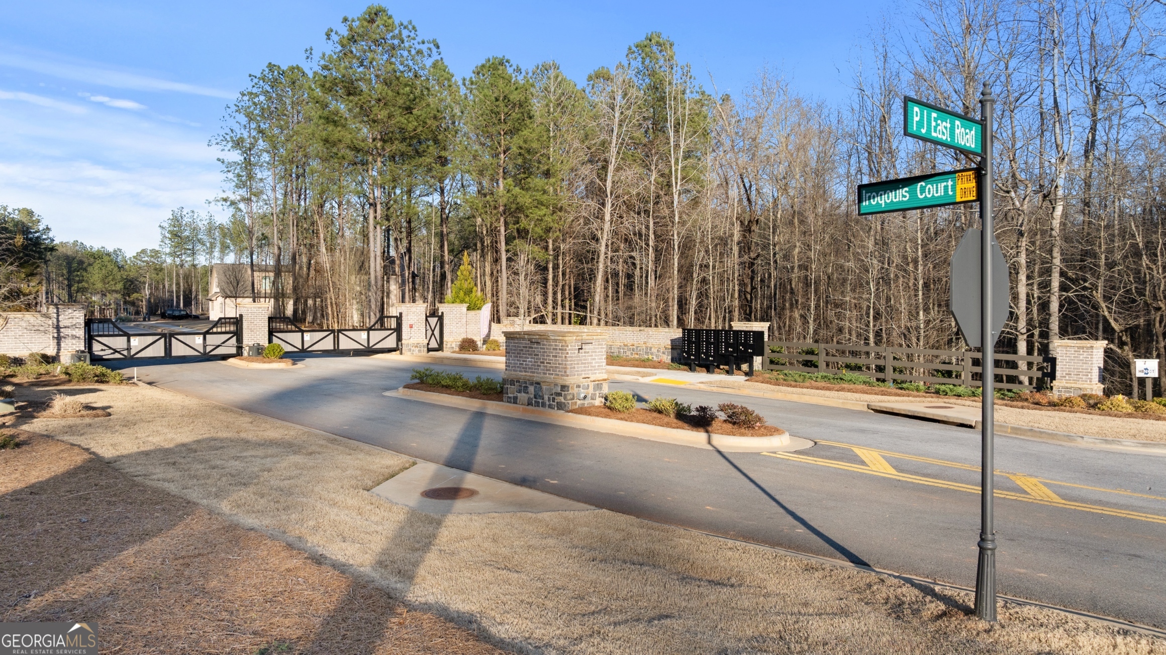 172 Iroquois Court Covington GA 30014