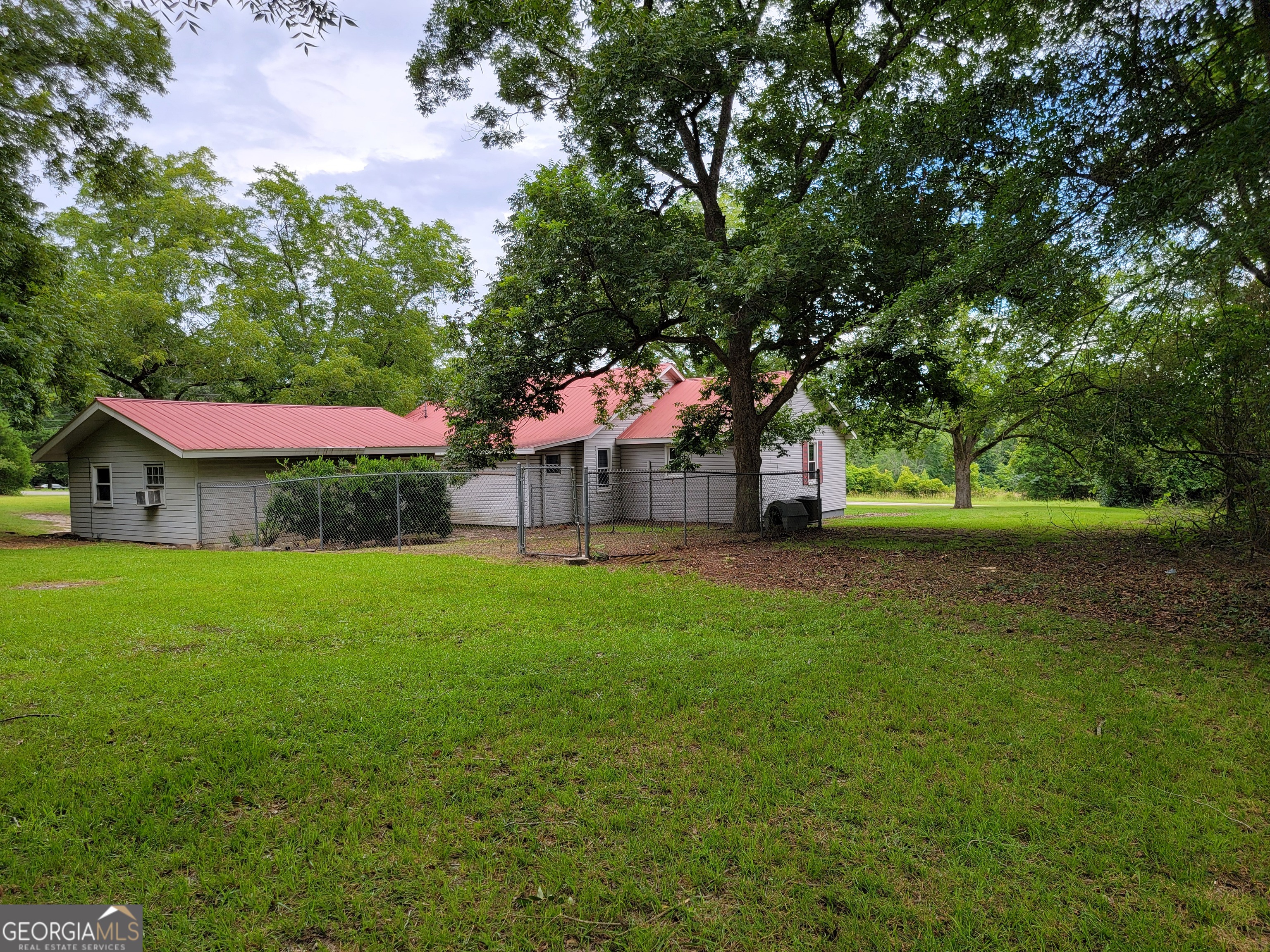 367 Mt Pleasant Church Road Gordon GA 31031
