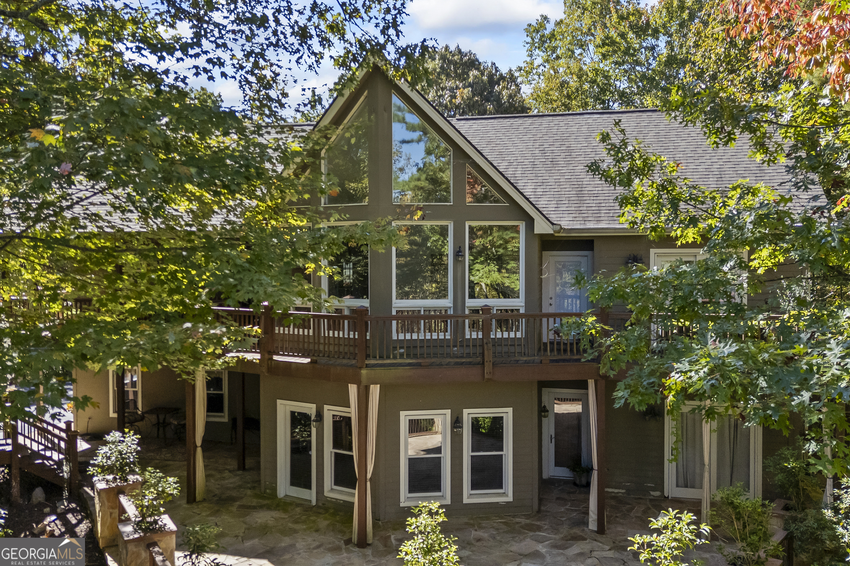 159 Zeppelin Strasse Helen GA 30545