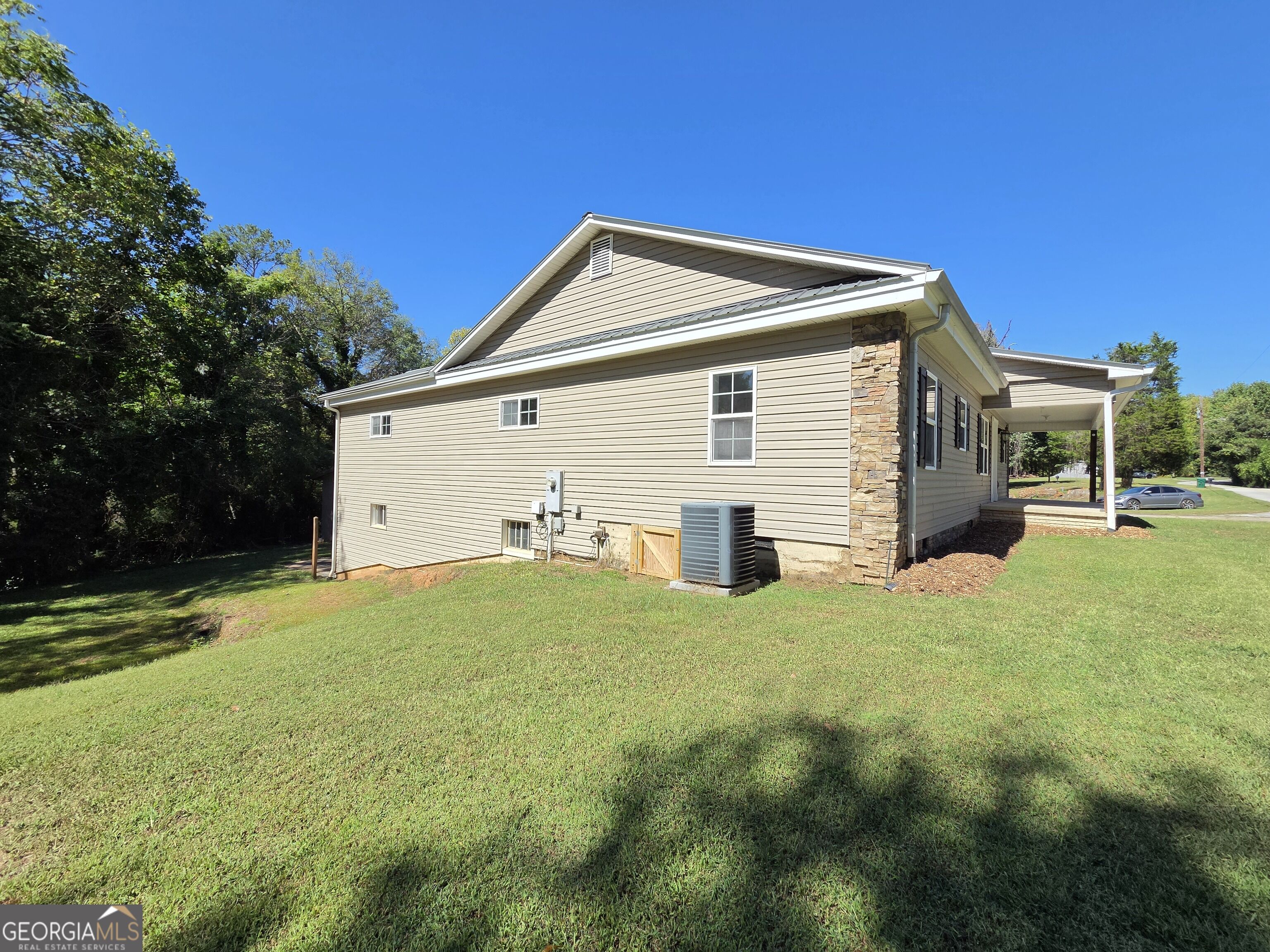 570 Baldwin Falls Road Baldwin GA 30511