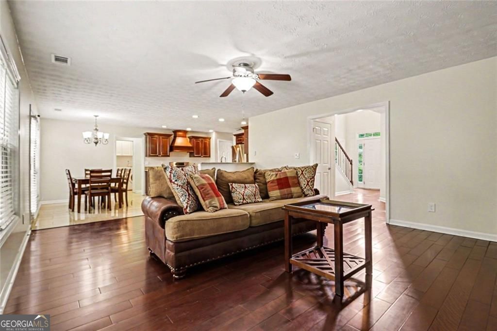 2523 Oak Bluff Drive Dacula GA 30019