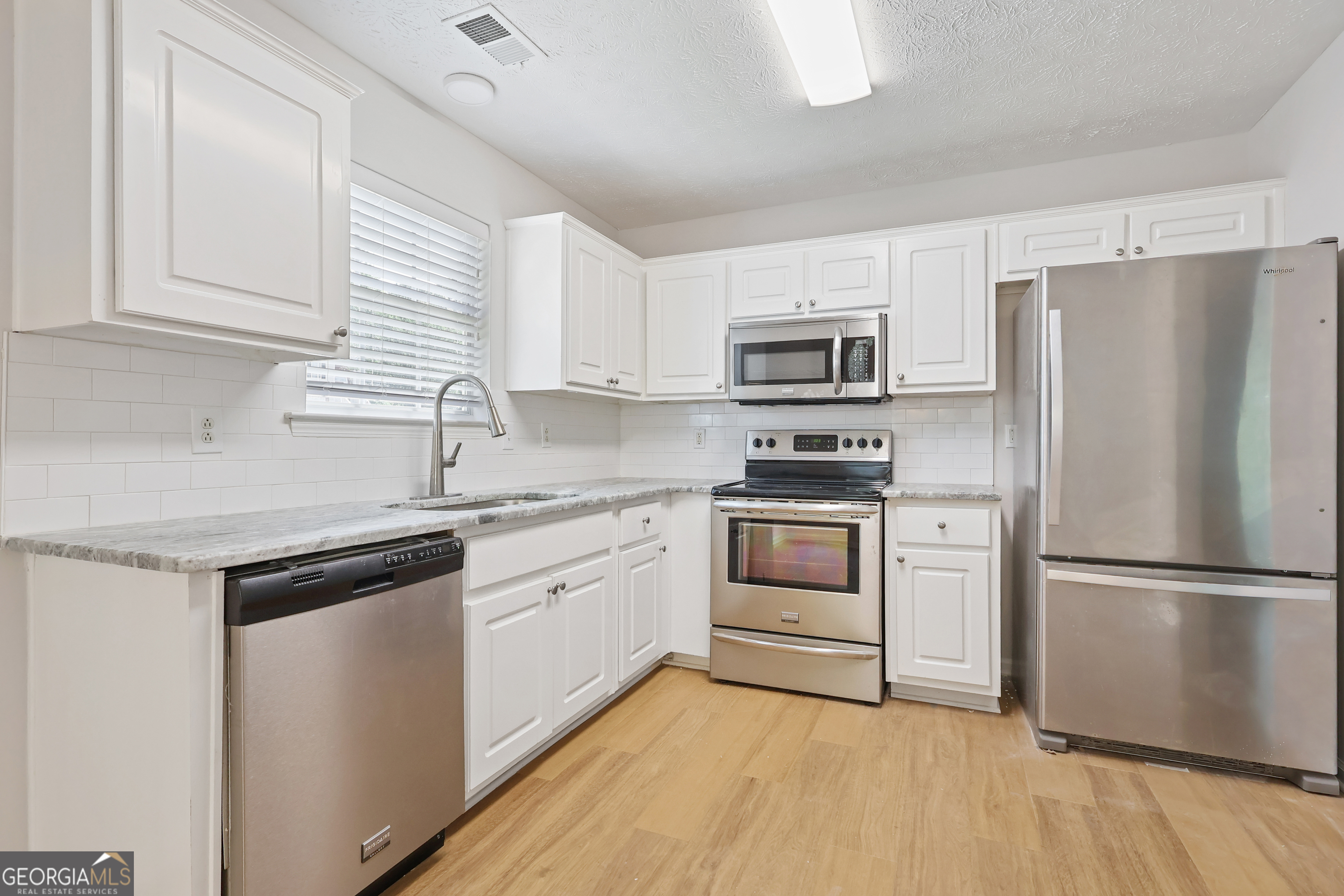 552 Brewer Drive Locust Grove GA 30248