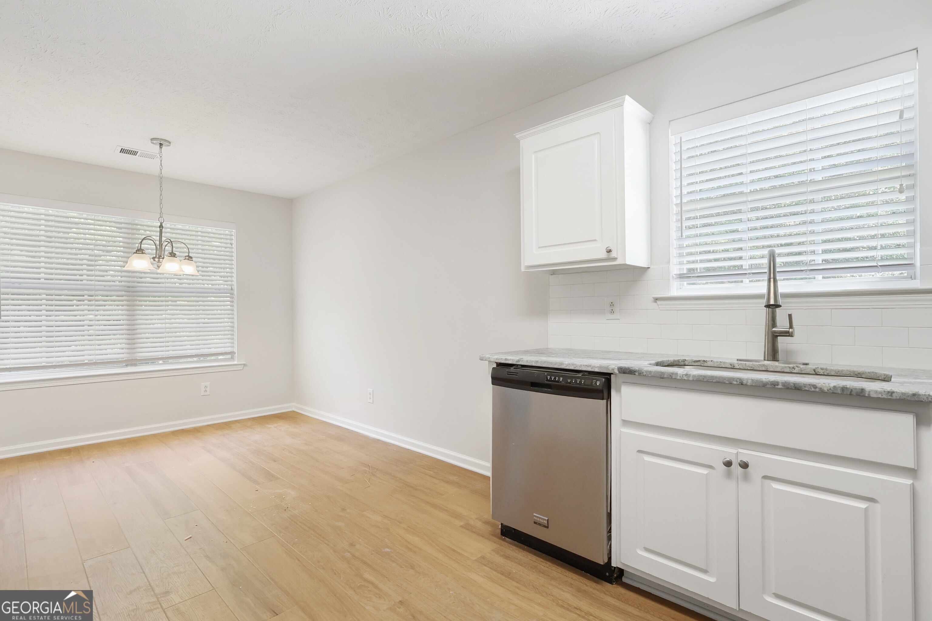 552 Brewer Drive Locust Grove GA 30248