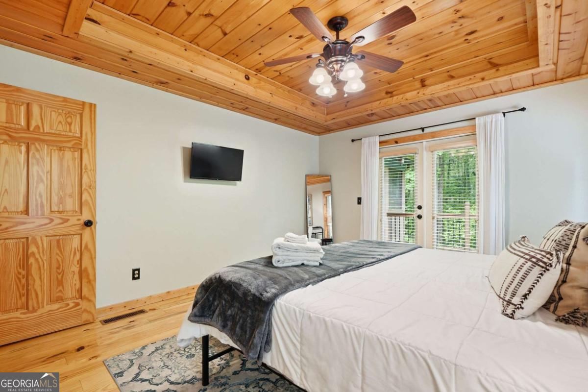 67 Ballard Lane Ellijay GA 30536