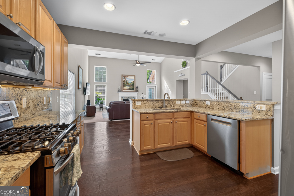 7852 Keepsake Lane Flowery Branch GA 30542