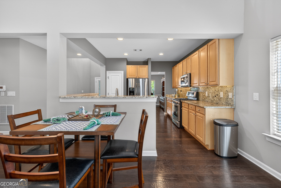 7852 Keepsake Lane Flowery Branch GA 30542