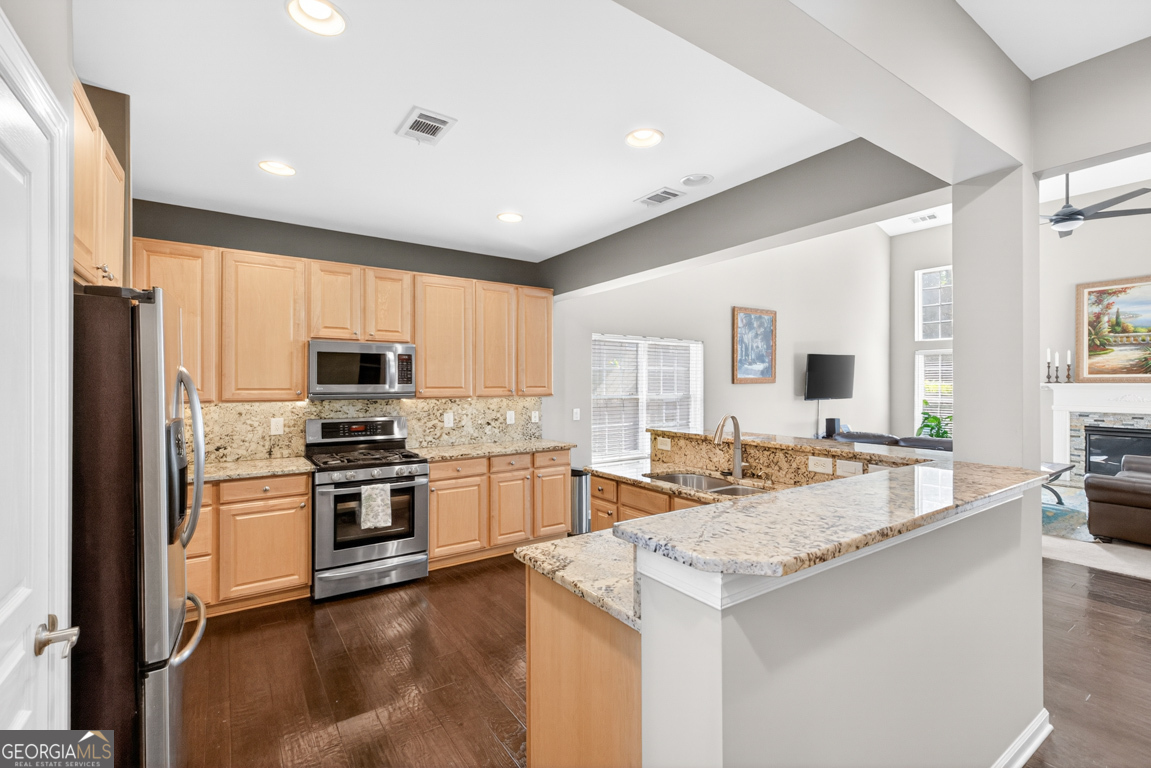 7852 Keepsake Lane Flowery Branch GA 30542