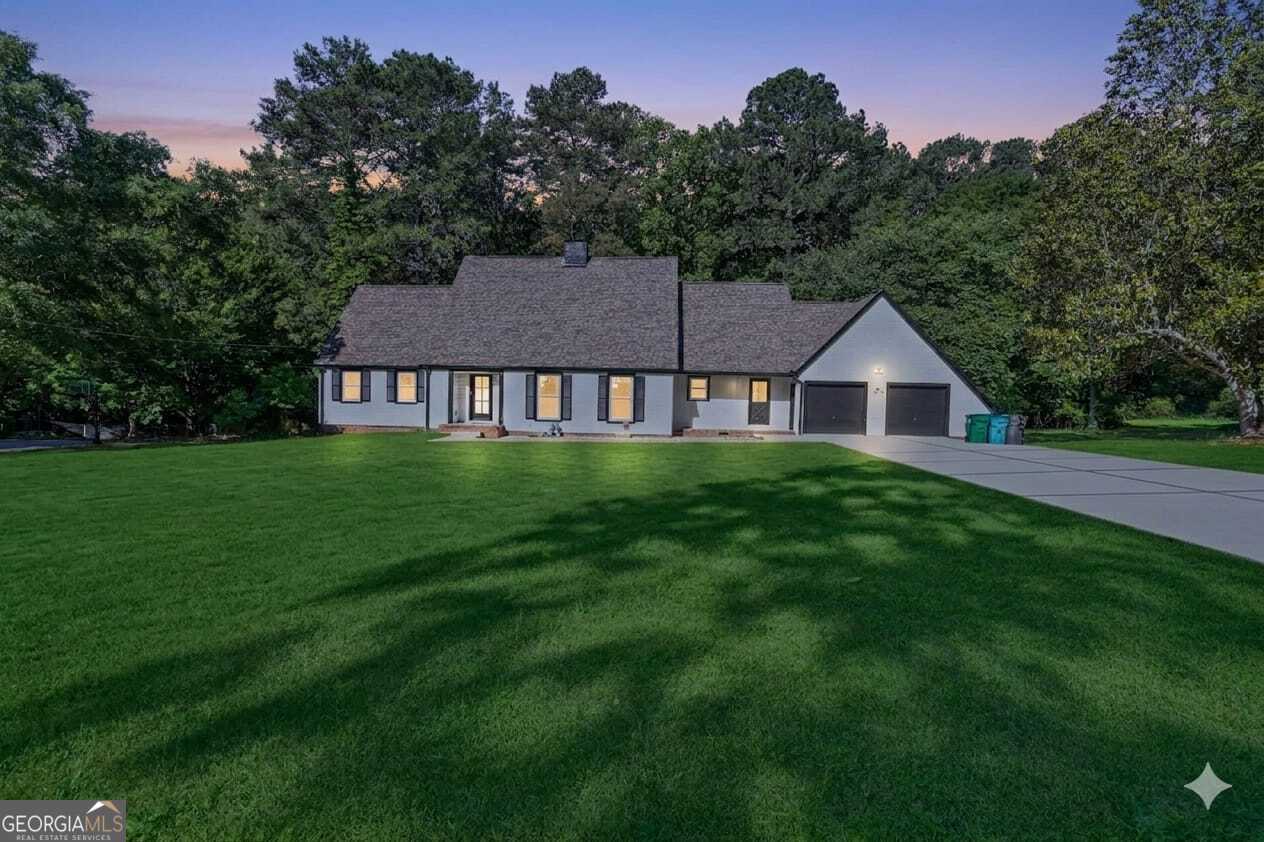 2223 Angela Drive SW Lilburn GA 30047