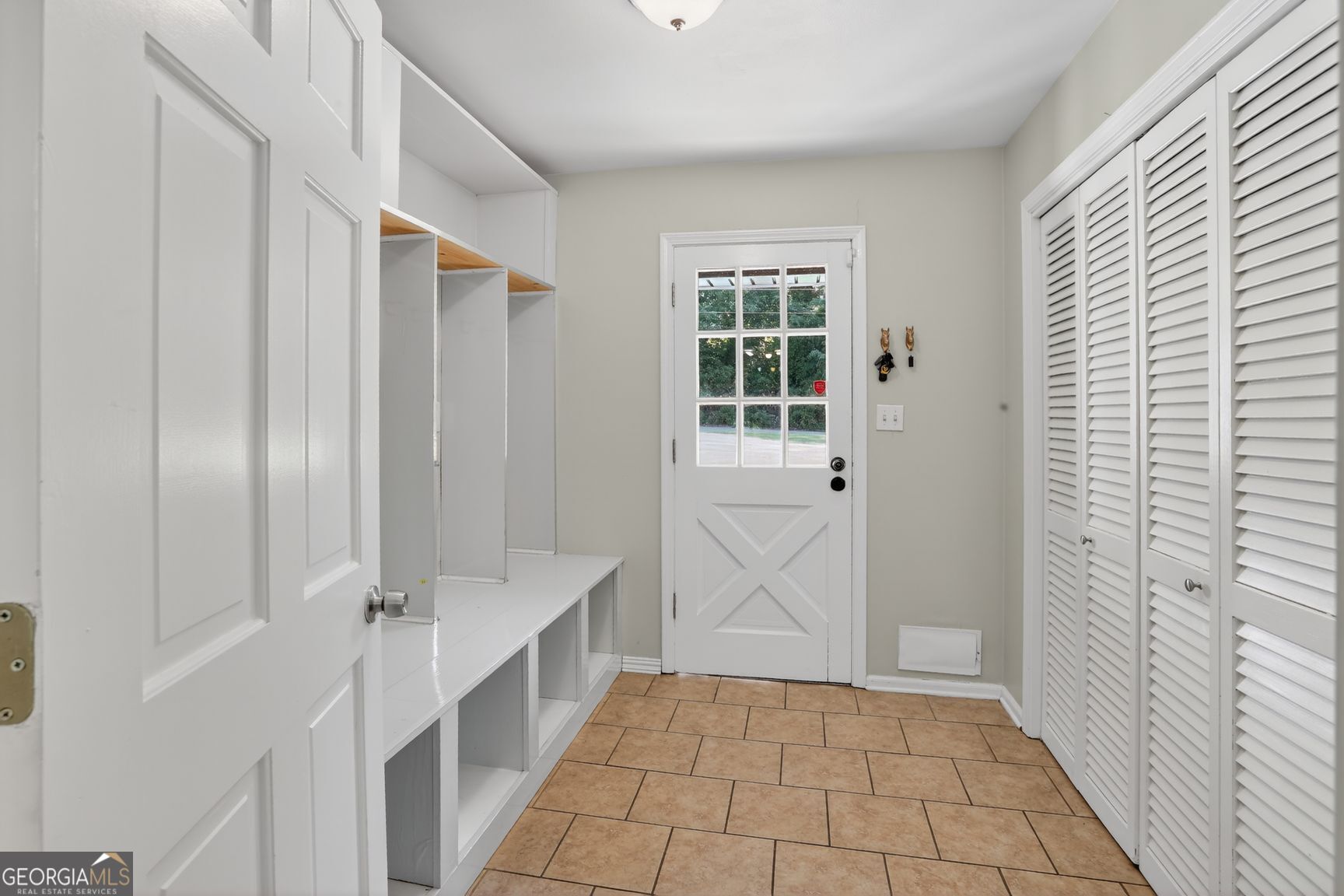 2223 Angela Drive SW Lilburn GA 30047