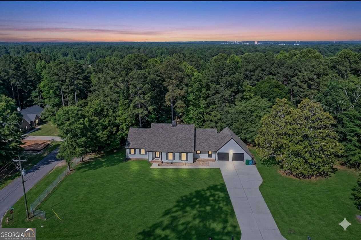2223 Angela Drive SW Lilburn GA 30047
