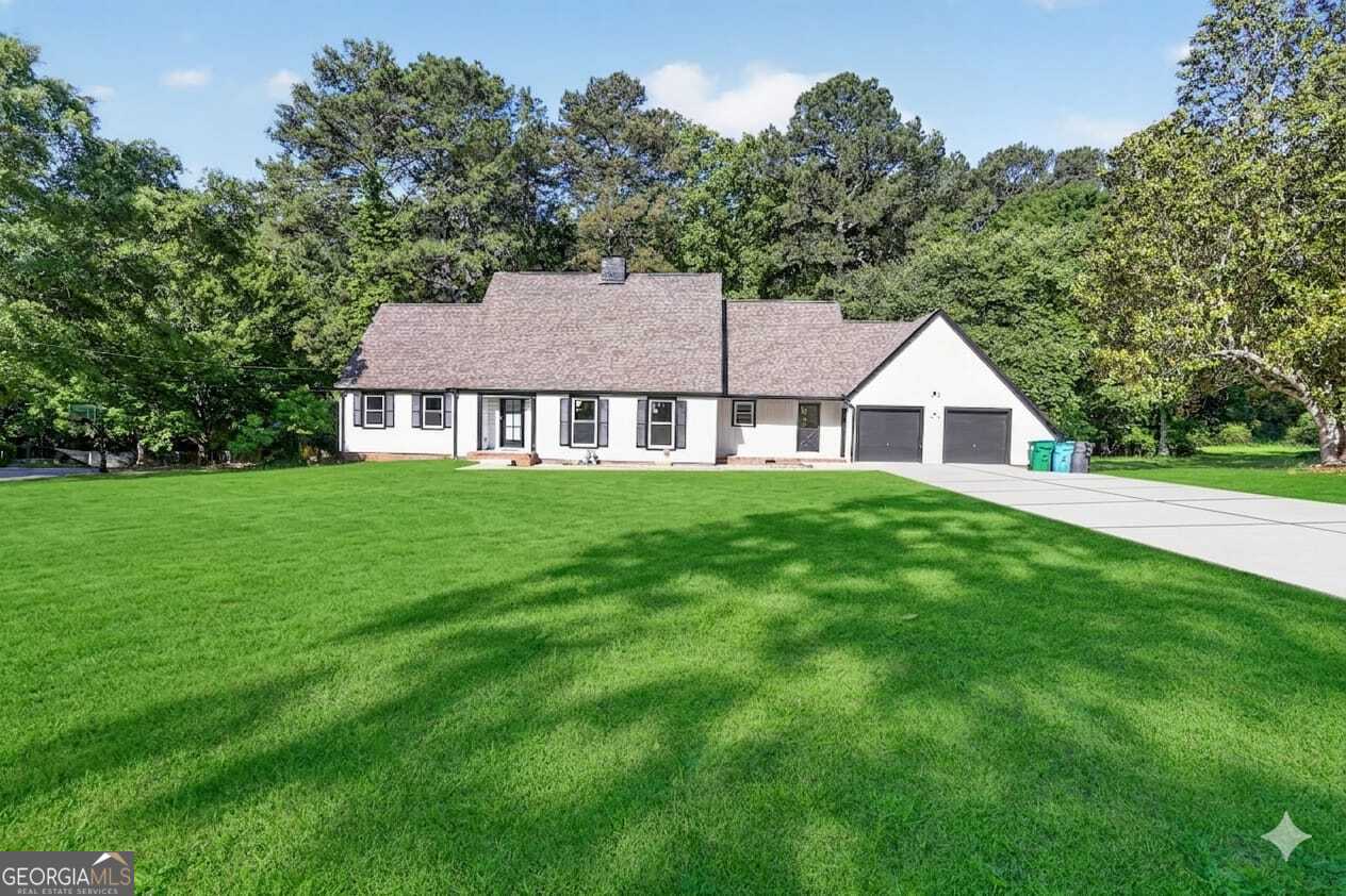 2223 Angela Drive SW Lilburn GA 30047