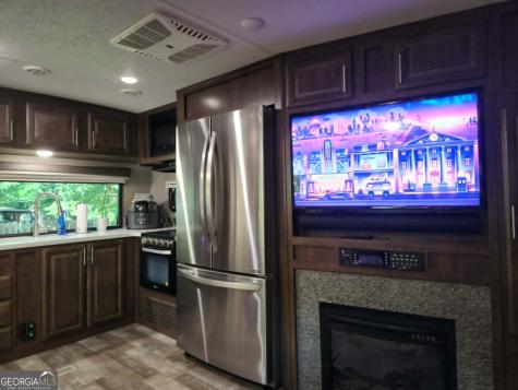 68 10th Street Ellijay GA 30540