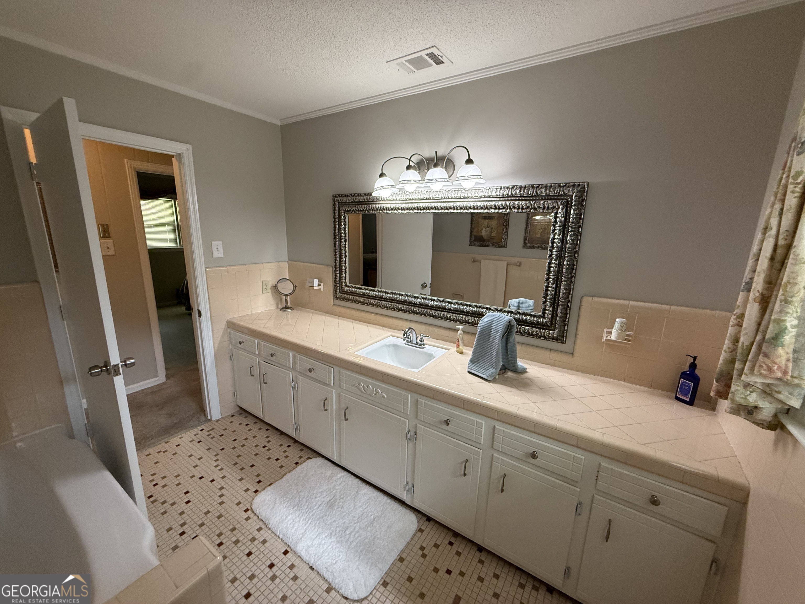 211 Ellen Street Summerville GA 30747