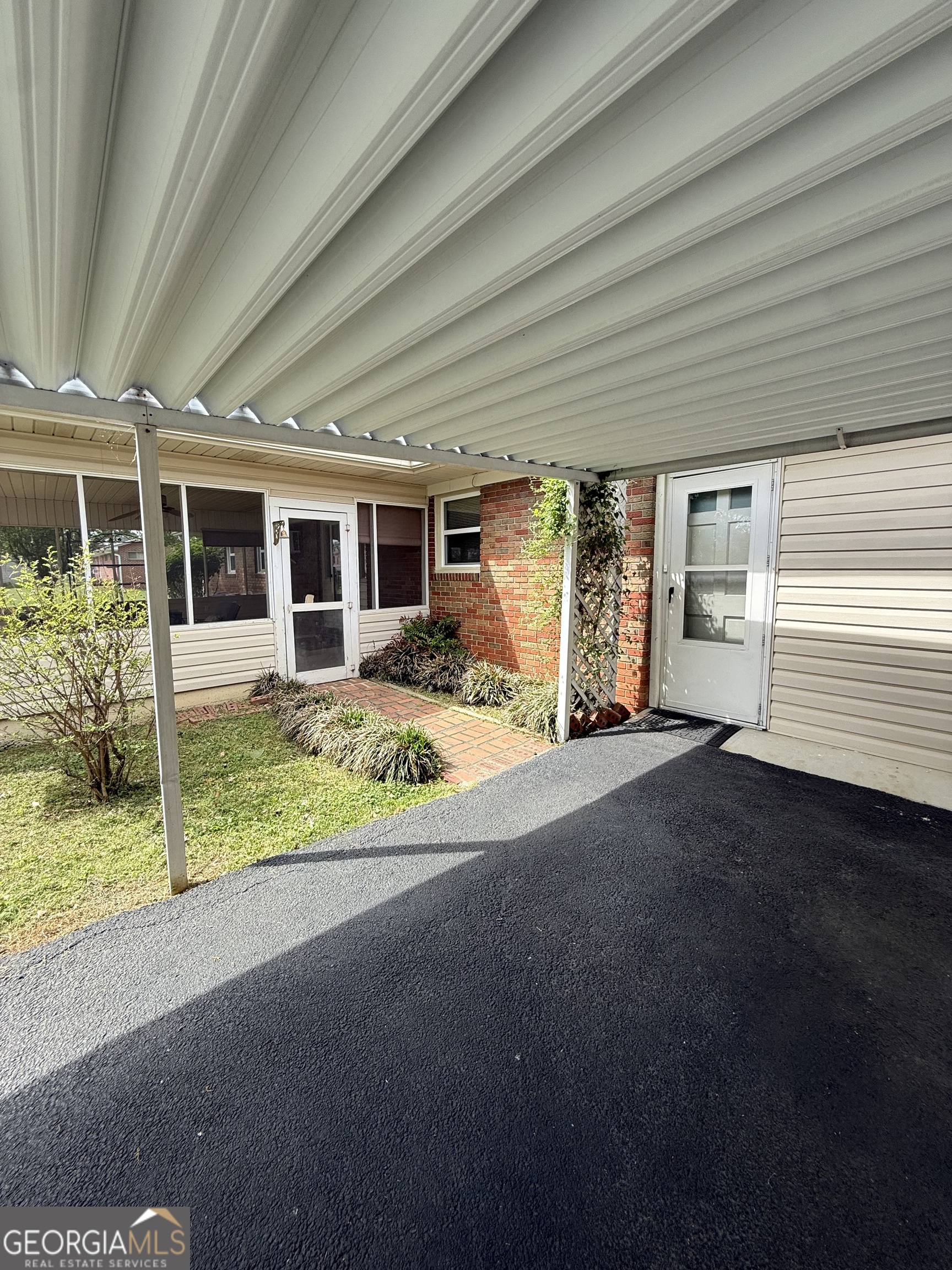 211 Ellen Street Summerville GA 30747