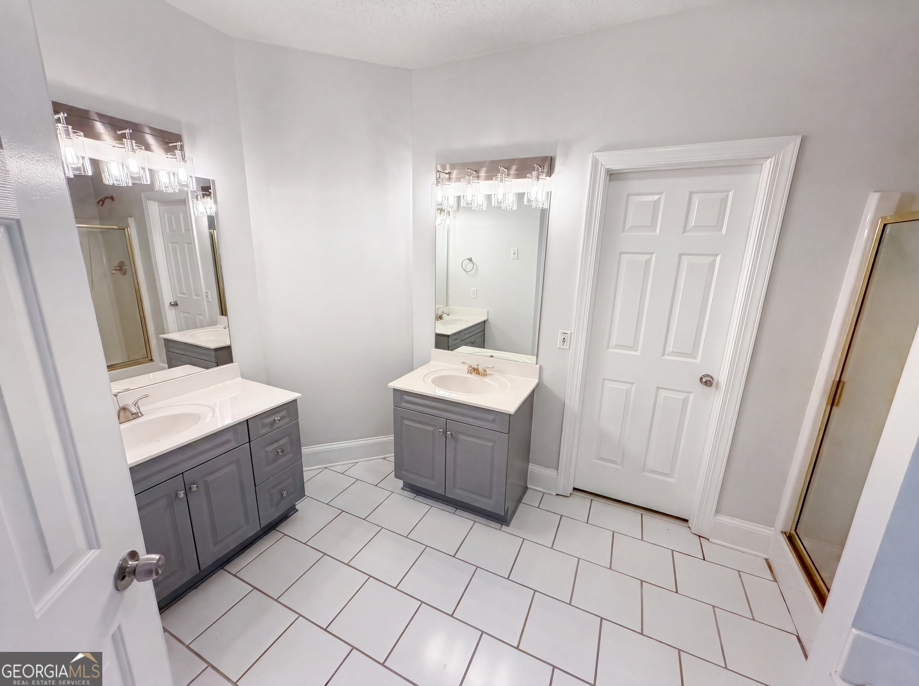 125 Farr Lake Drive Tyrone GA 30290