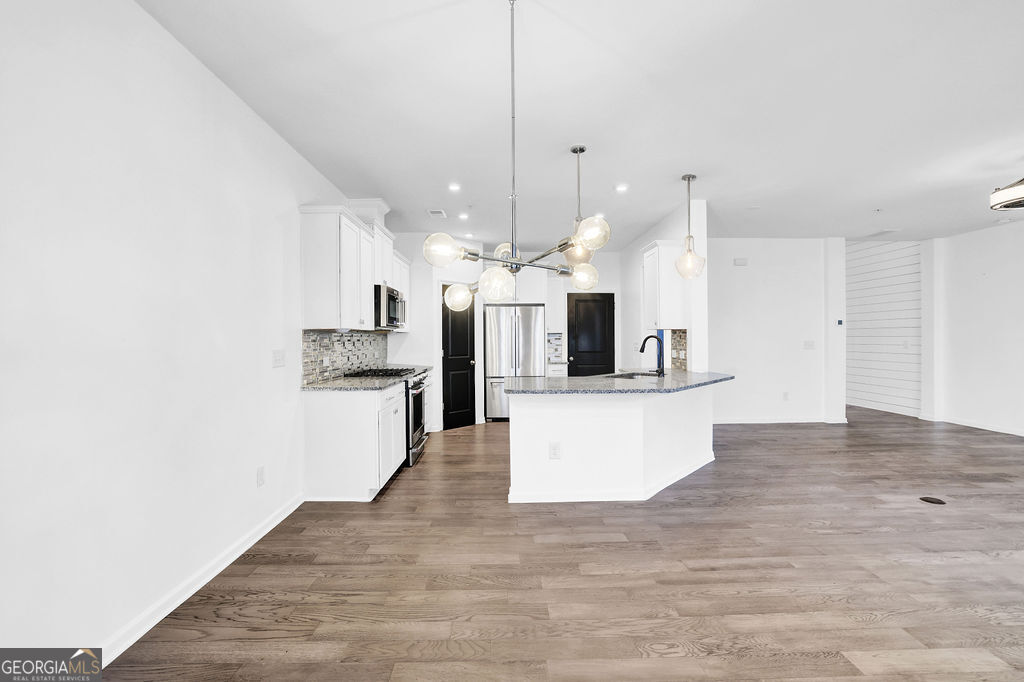 221 Ellis Lane Woodstock GA 30189