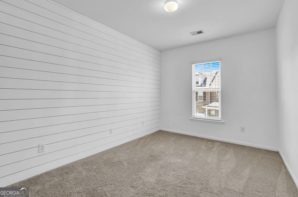 221 Ellis Lane Woodstock GA 30189