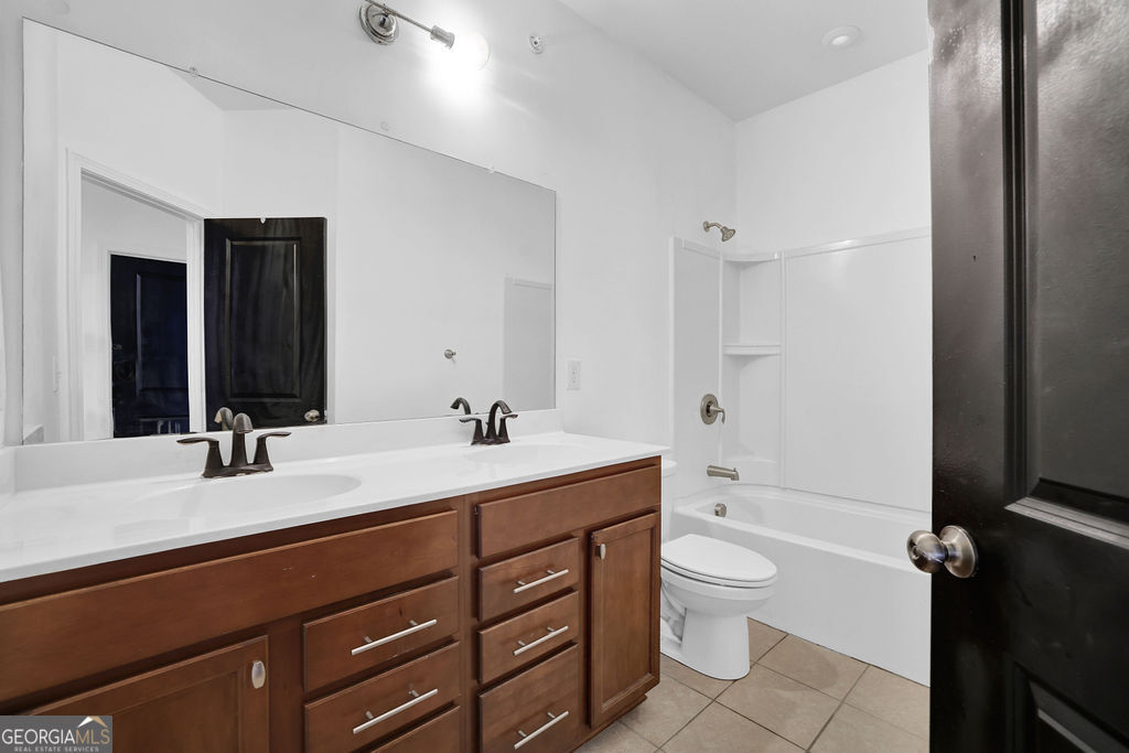 221 Ellis Lane Woodstock GA 30189