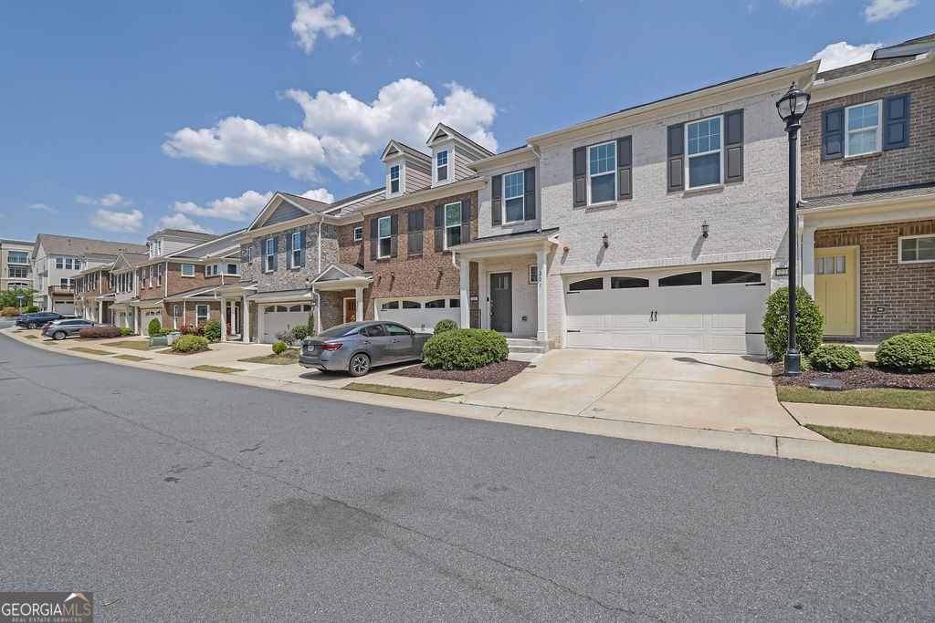 221 Ellis Lane Woodstock GA 30189