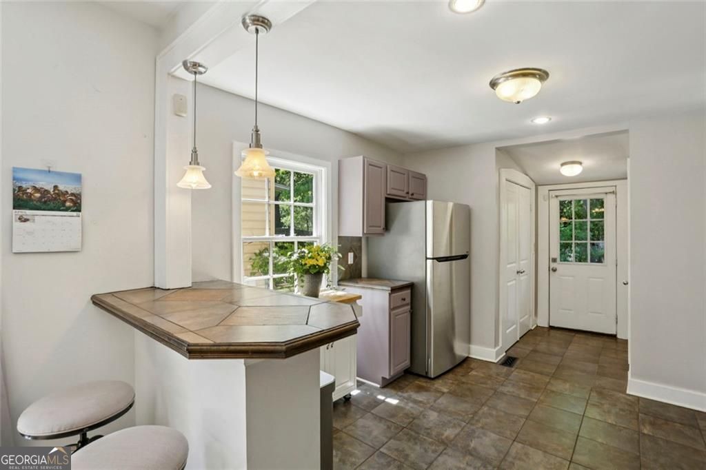 2259 Newnan Street East Point GA 30344