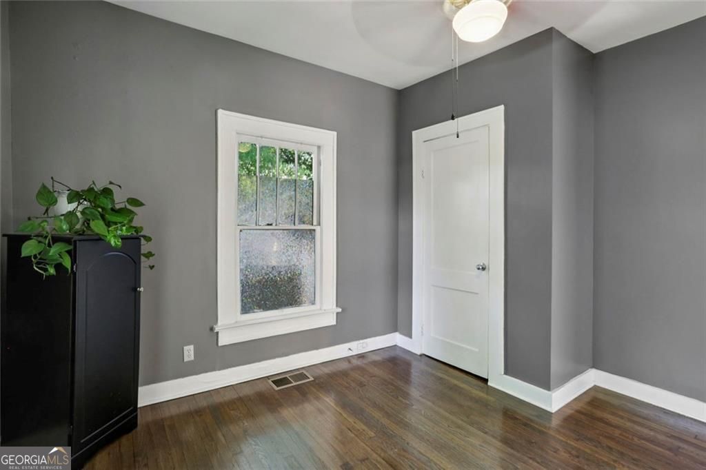 2259 Newnan Street East Point GA 30344