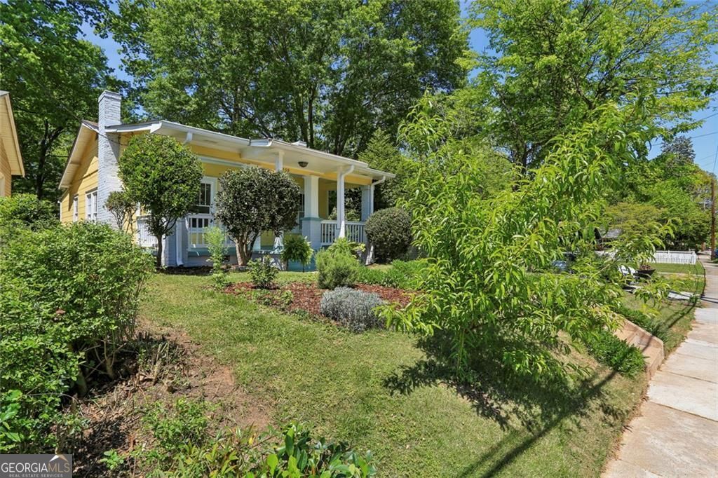 2259 Newnan Street East Point GA 30344
