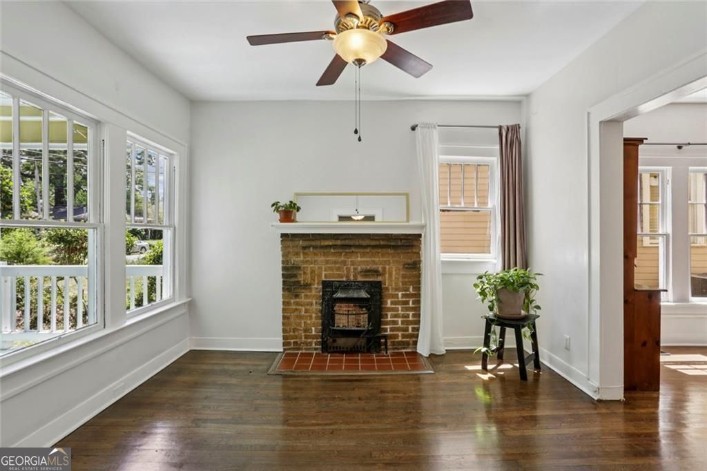 2259 Newnan Street East Point GA 30344