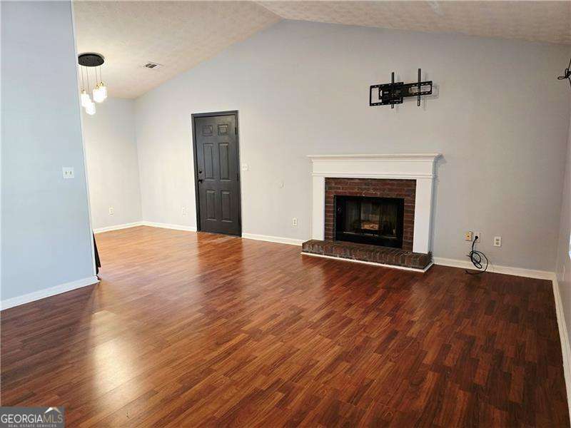 115 Bond Drive Ellenwood GA 30294