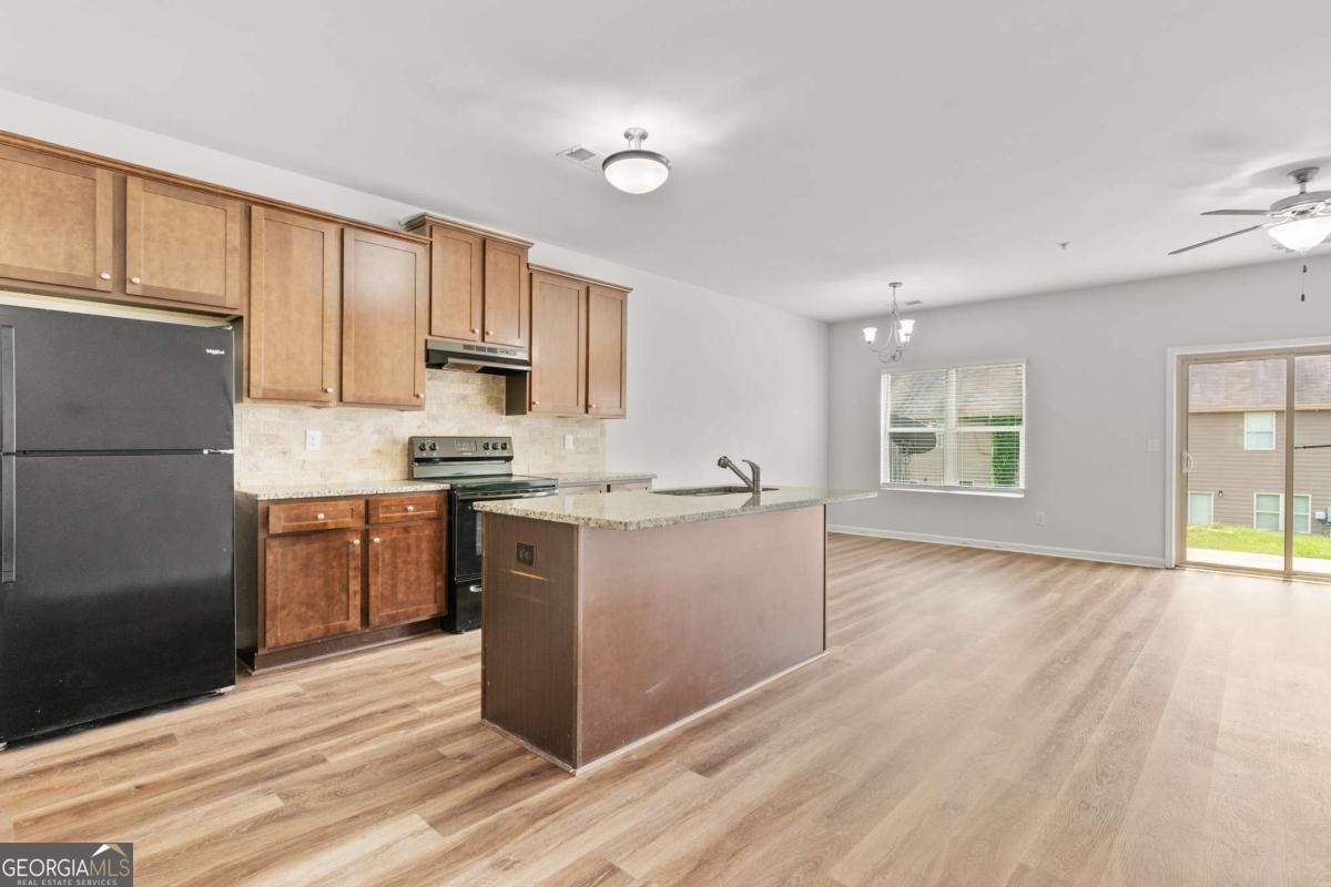 1931 Old Dogwood Jonesboro GA 30238