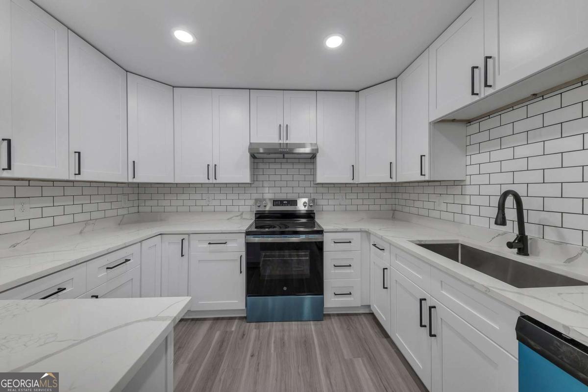 945 King Road Riverdale GA 30296