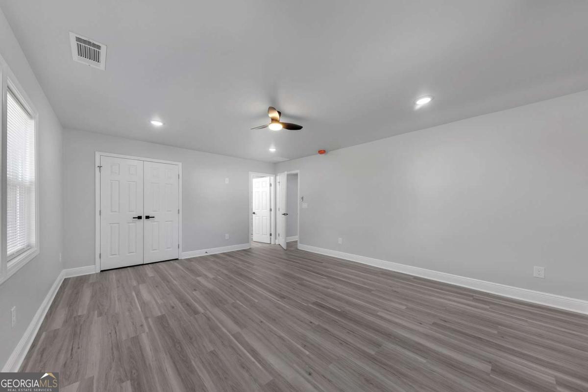 945 King Road Riverdale GA 30296