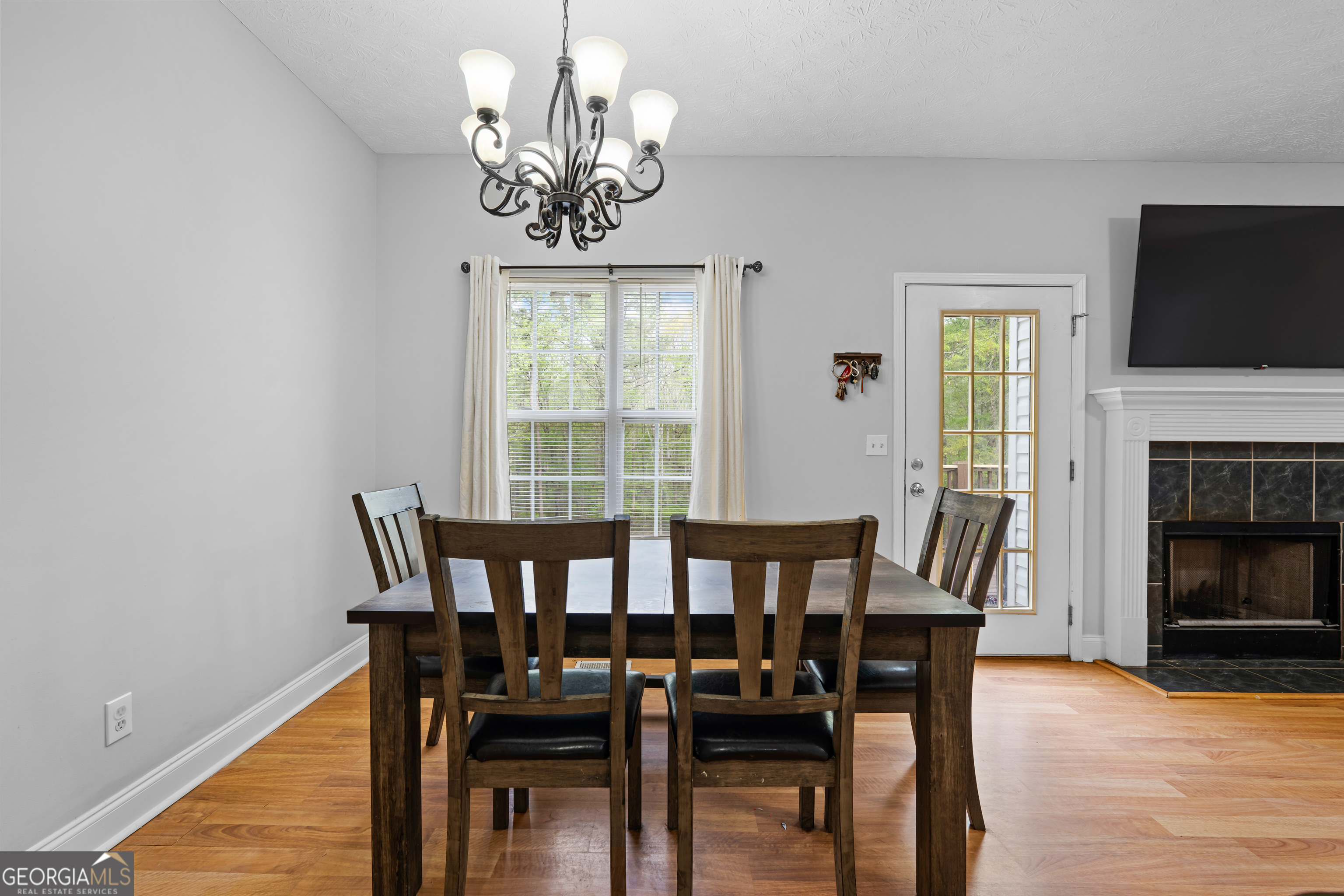 35 S Robin Lane Newnan GA 30263