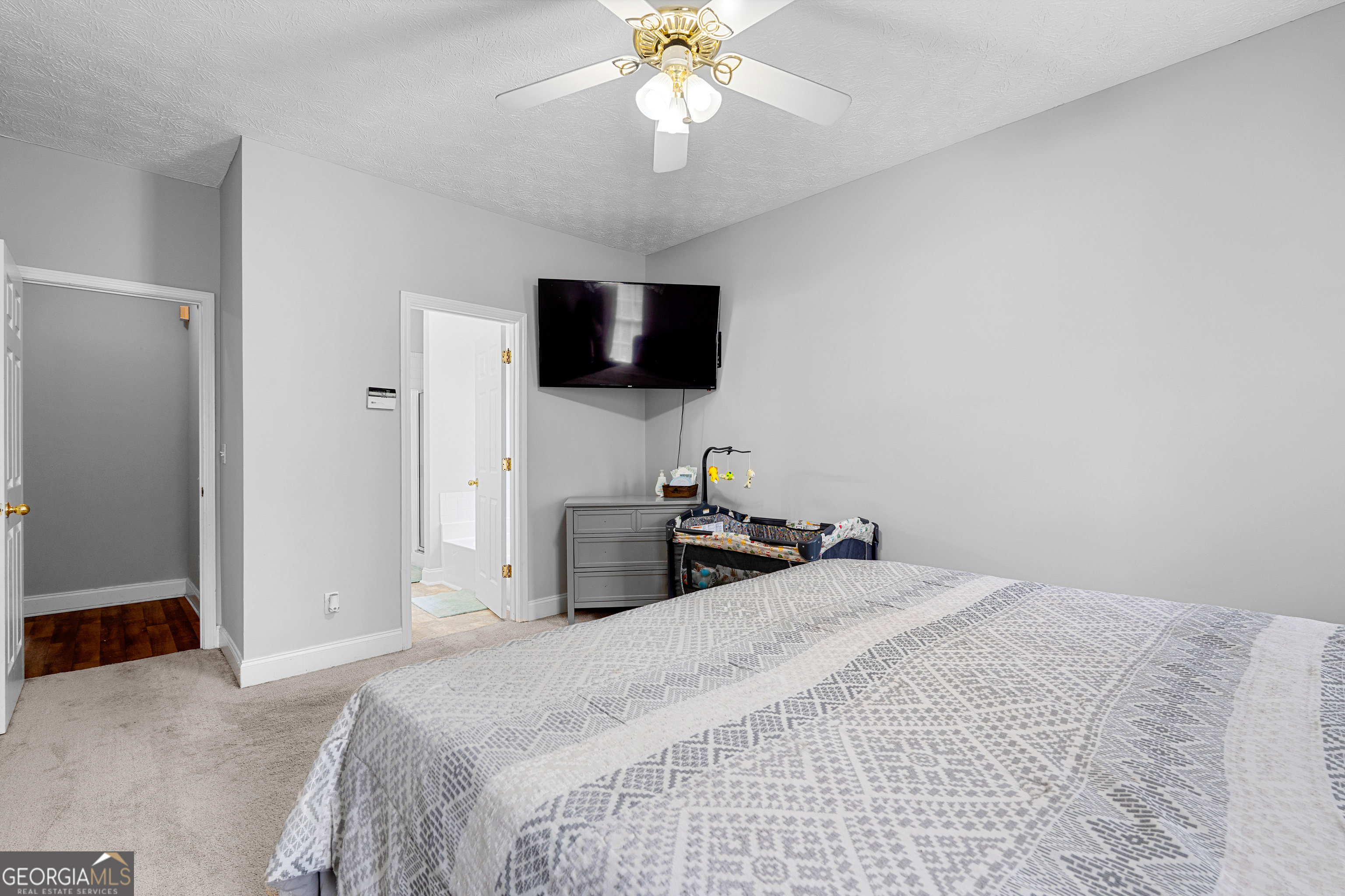 35 S Robin Lane Newnan GA 30263