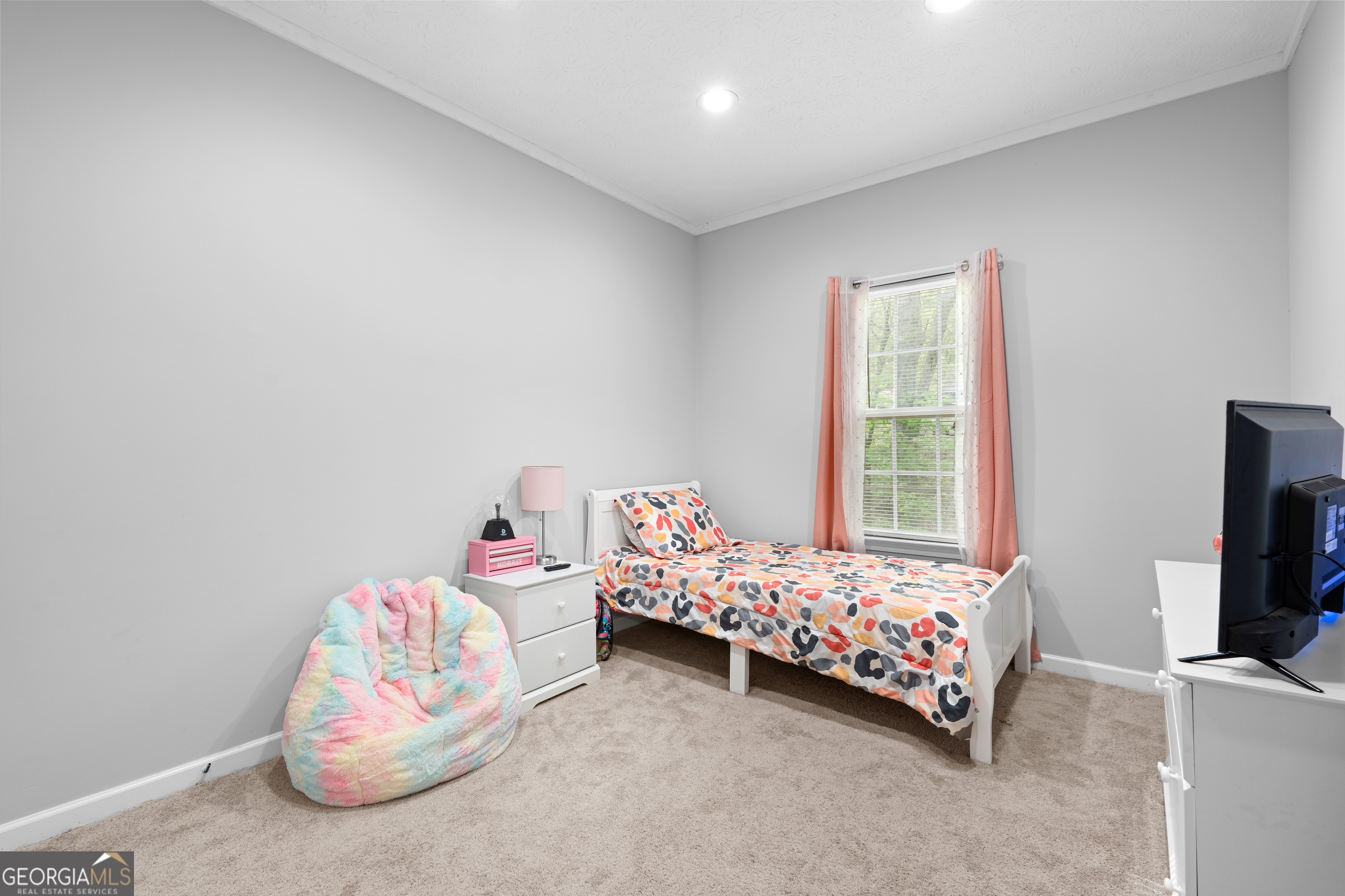 35 S Robin Lane Newnan GA 30263