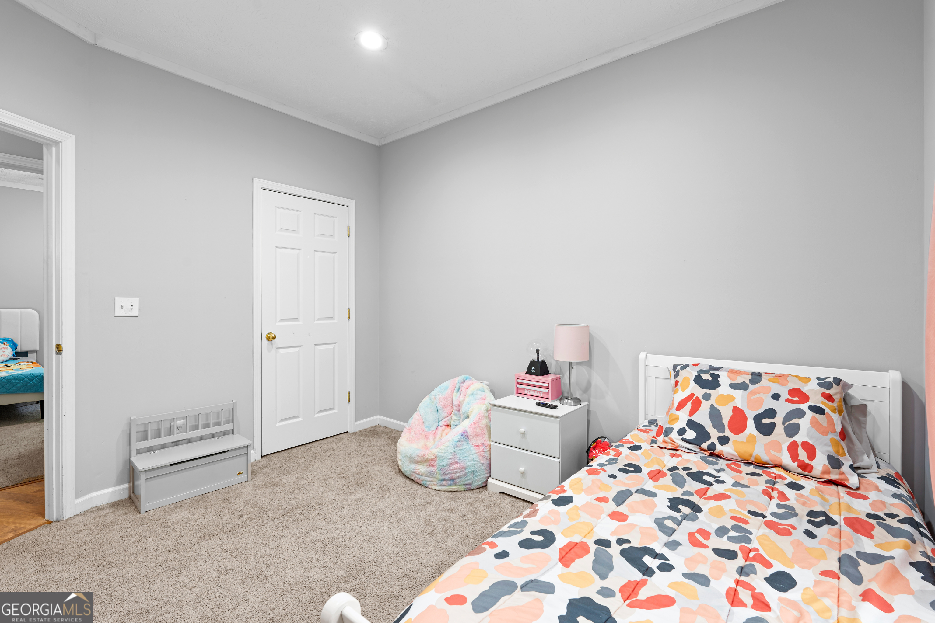 35 S Robin Lane Newnan GA 30263