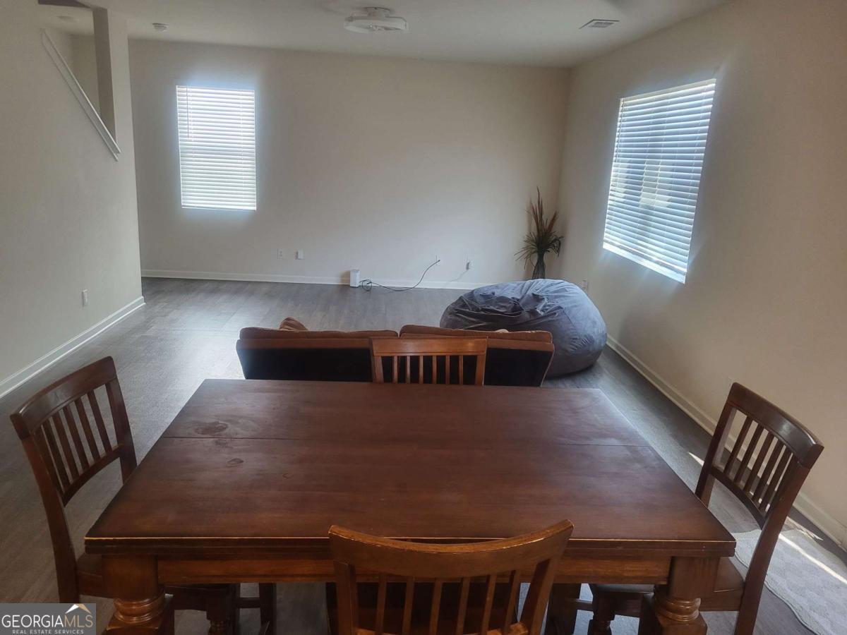 594 Starbuck Parkway Pendergrass GA 30567