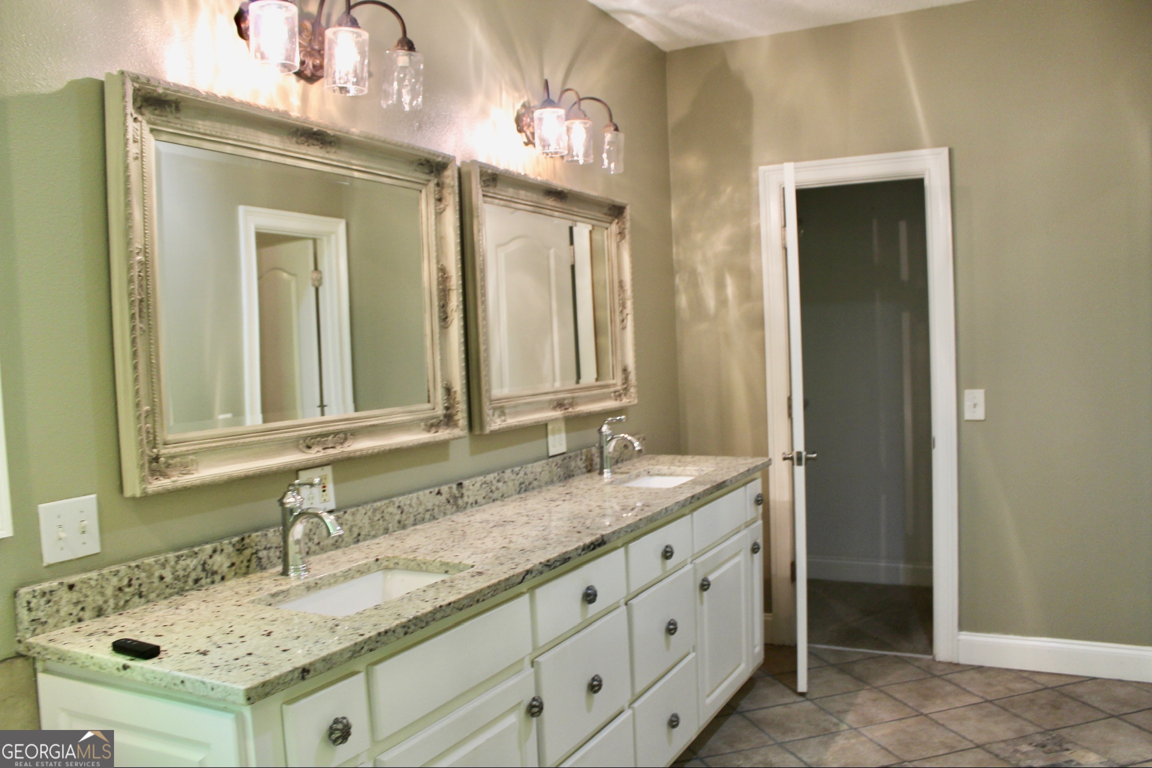405 Canterbury Drive Lagrange GA 30241