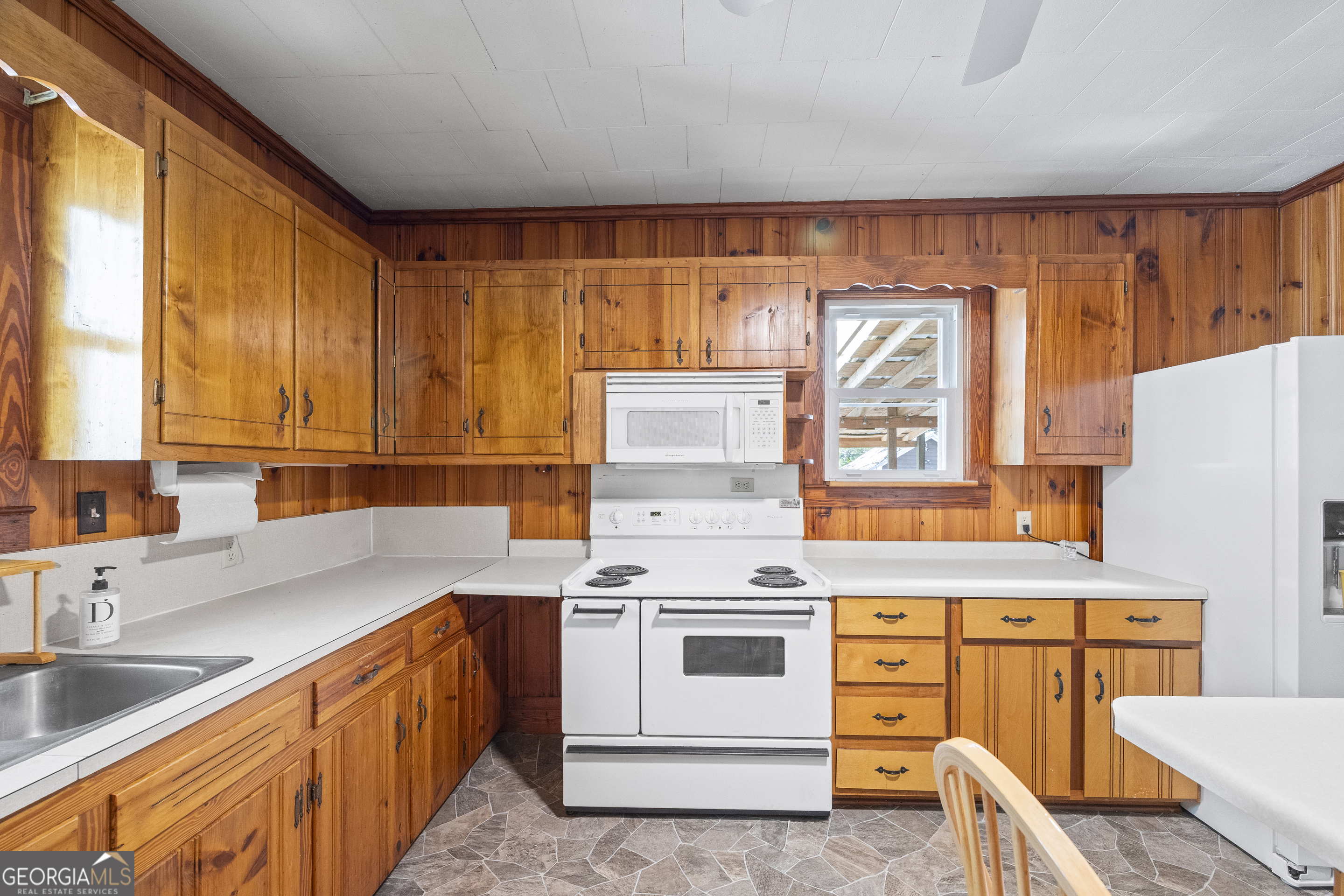 1829 Hewell Road Dewy Rose GA 30634