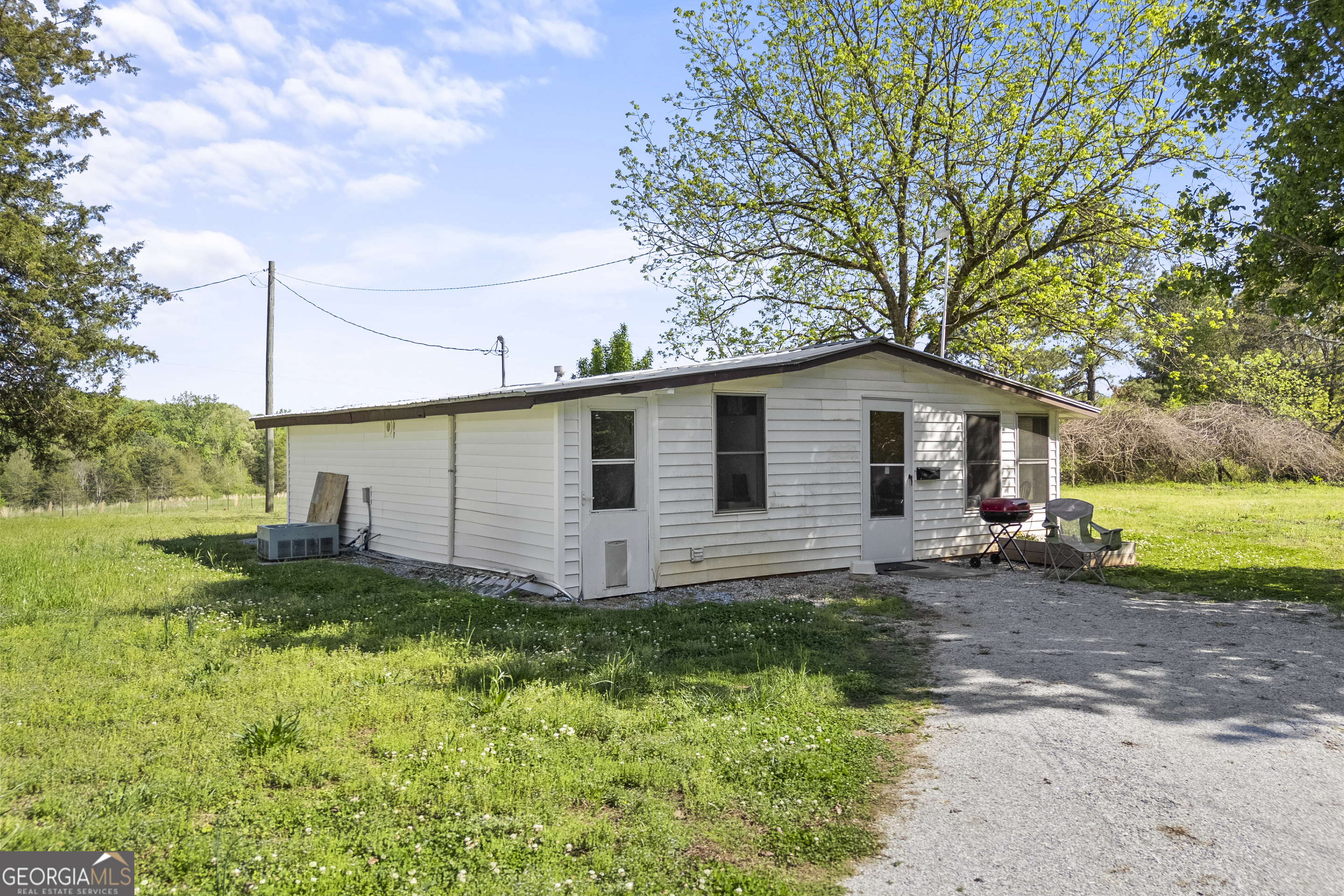 1829 Hewell Road Dewy Rose GA 30634