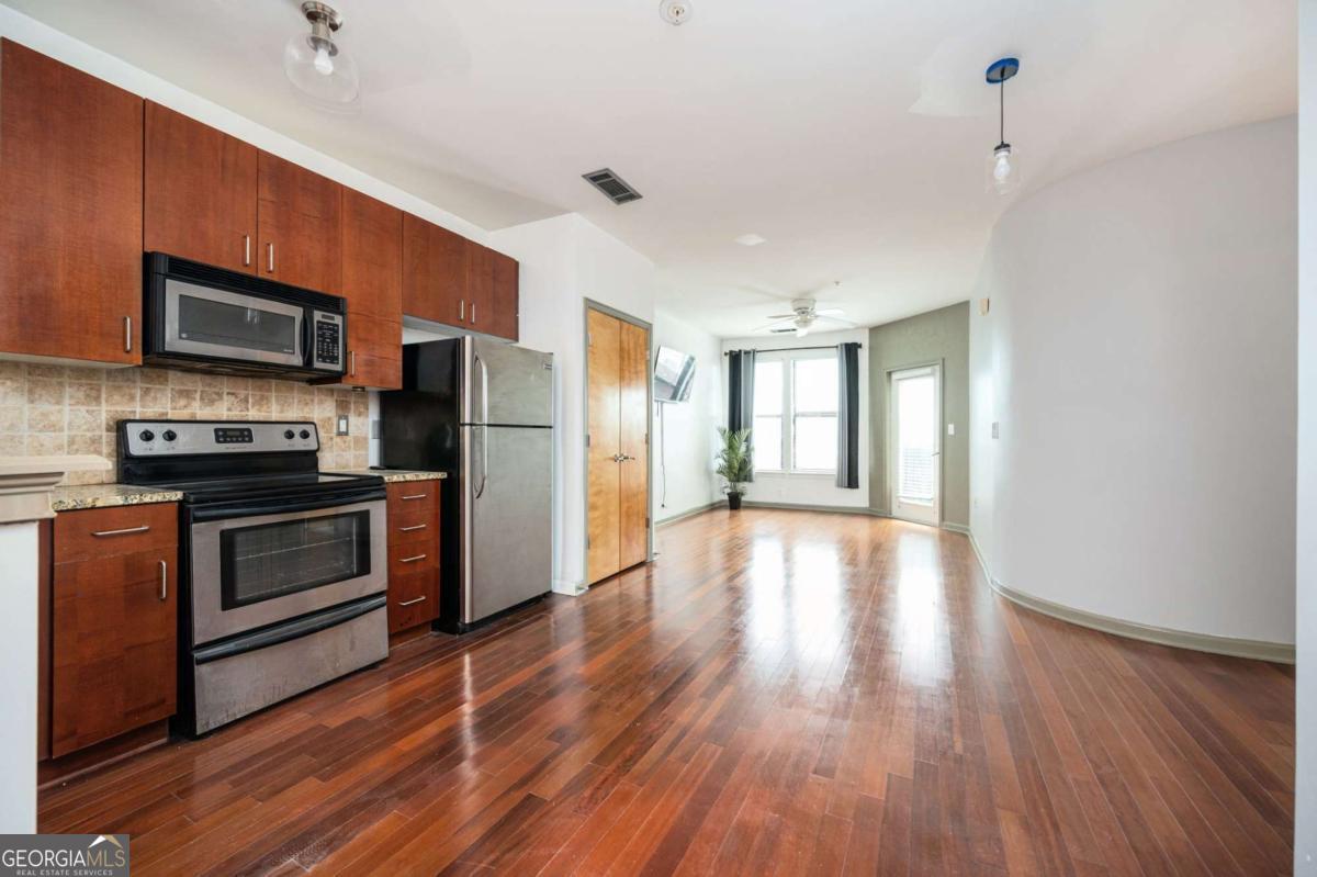 898 Oak Street SW Atlanta GA 30310