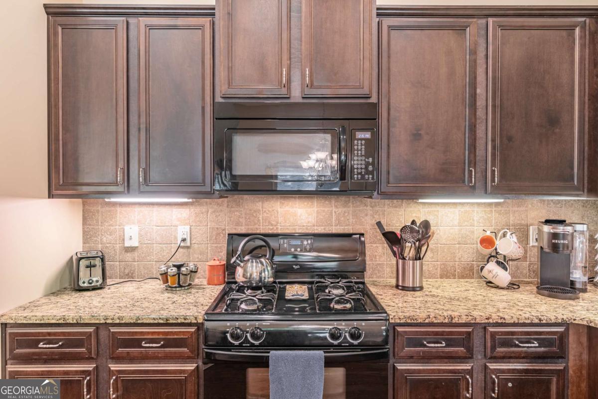 947 Upland Court Buford GA 30518