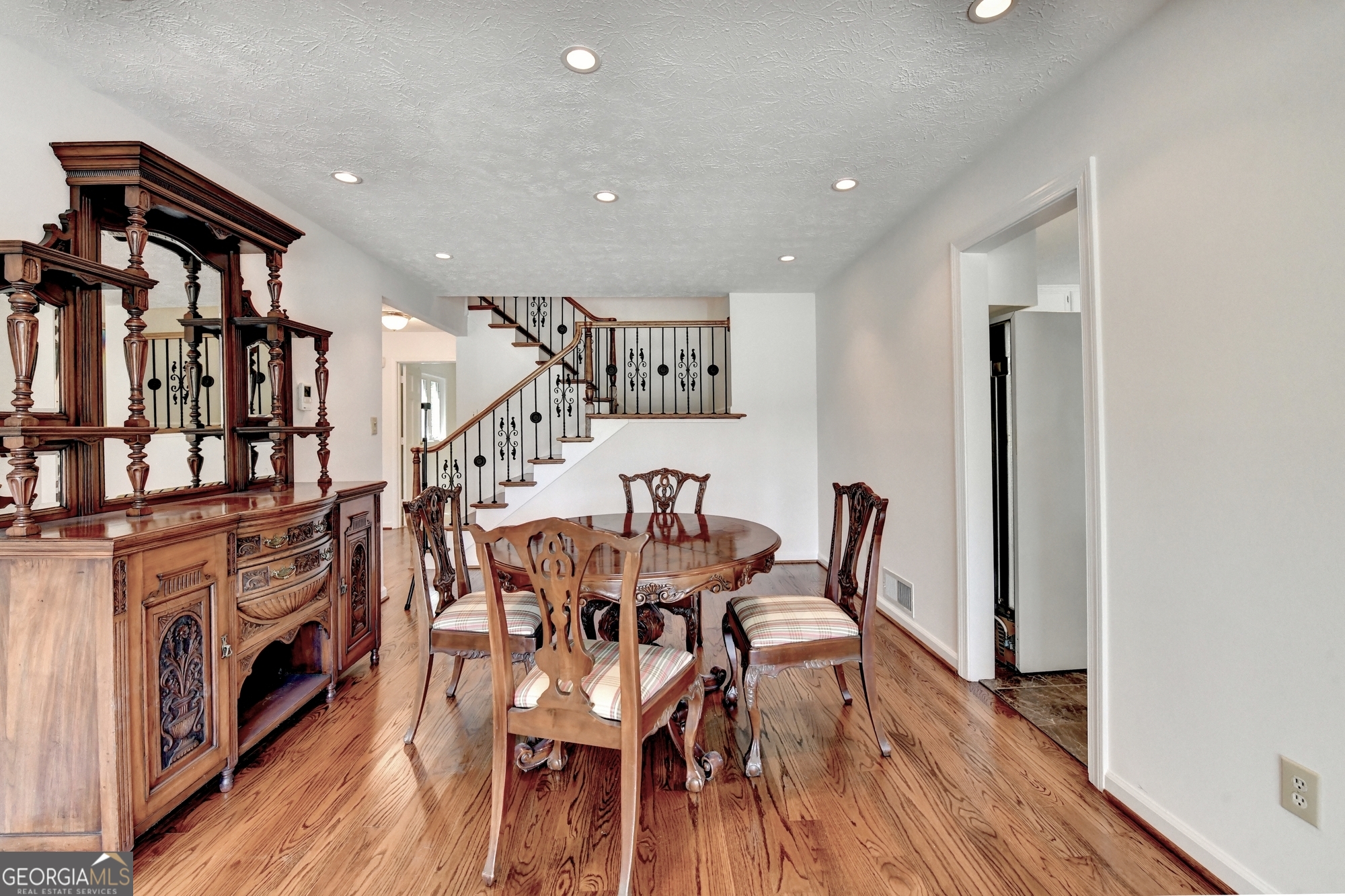 145 Kinross Court Roswell GA 30076