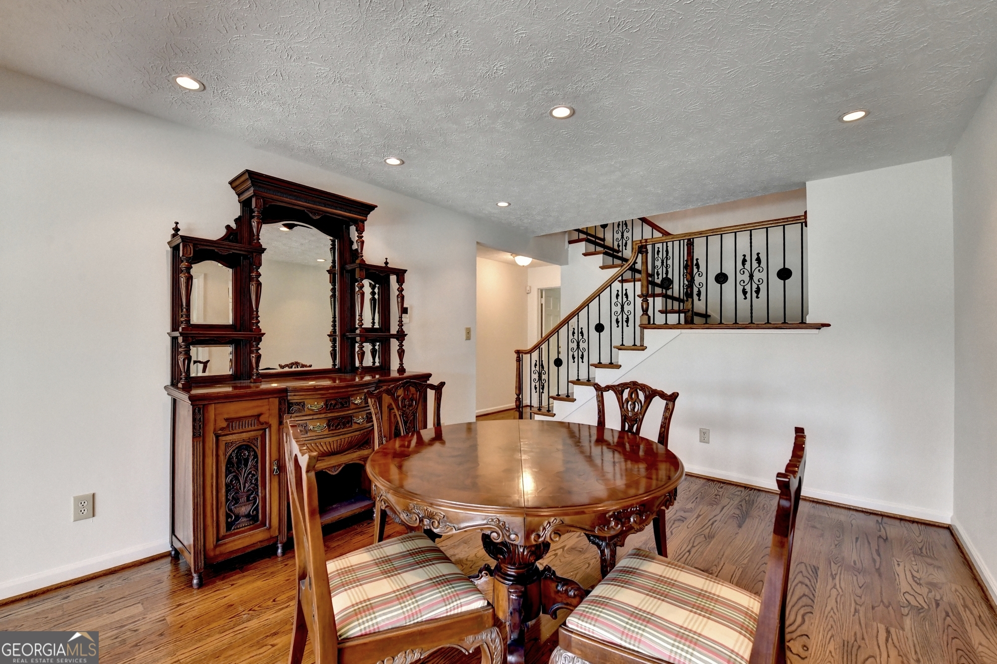 145 Kinross Court Roswell GA 30076