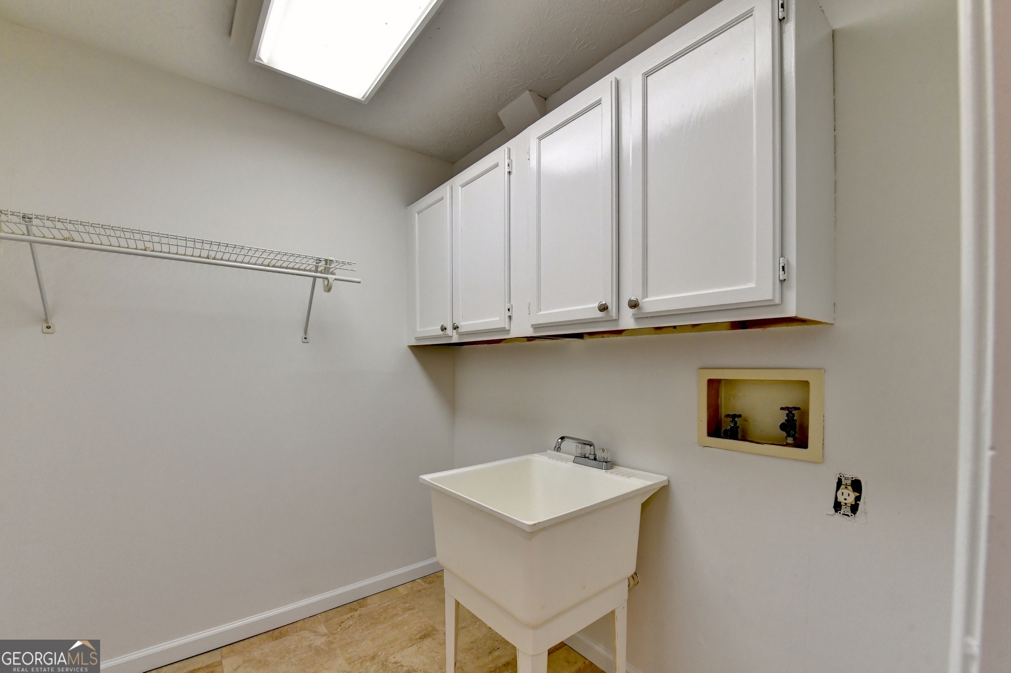 145 Kinross Court Roswell GA 30076