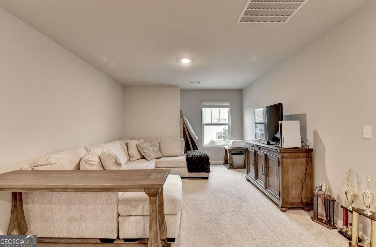 6817 Scarlet Oak Way Flowery Branch GA 30542
