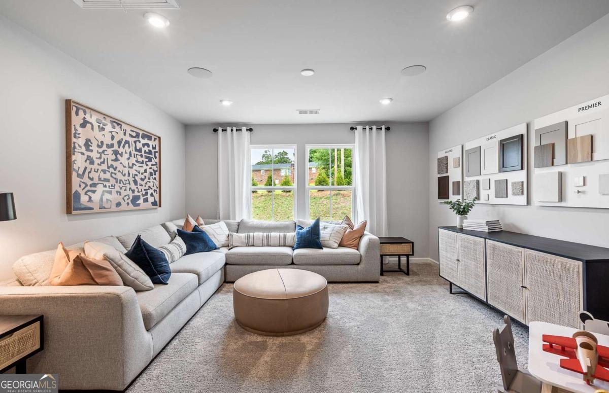 6146 Marigold Way Atlanta GA 30349