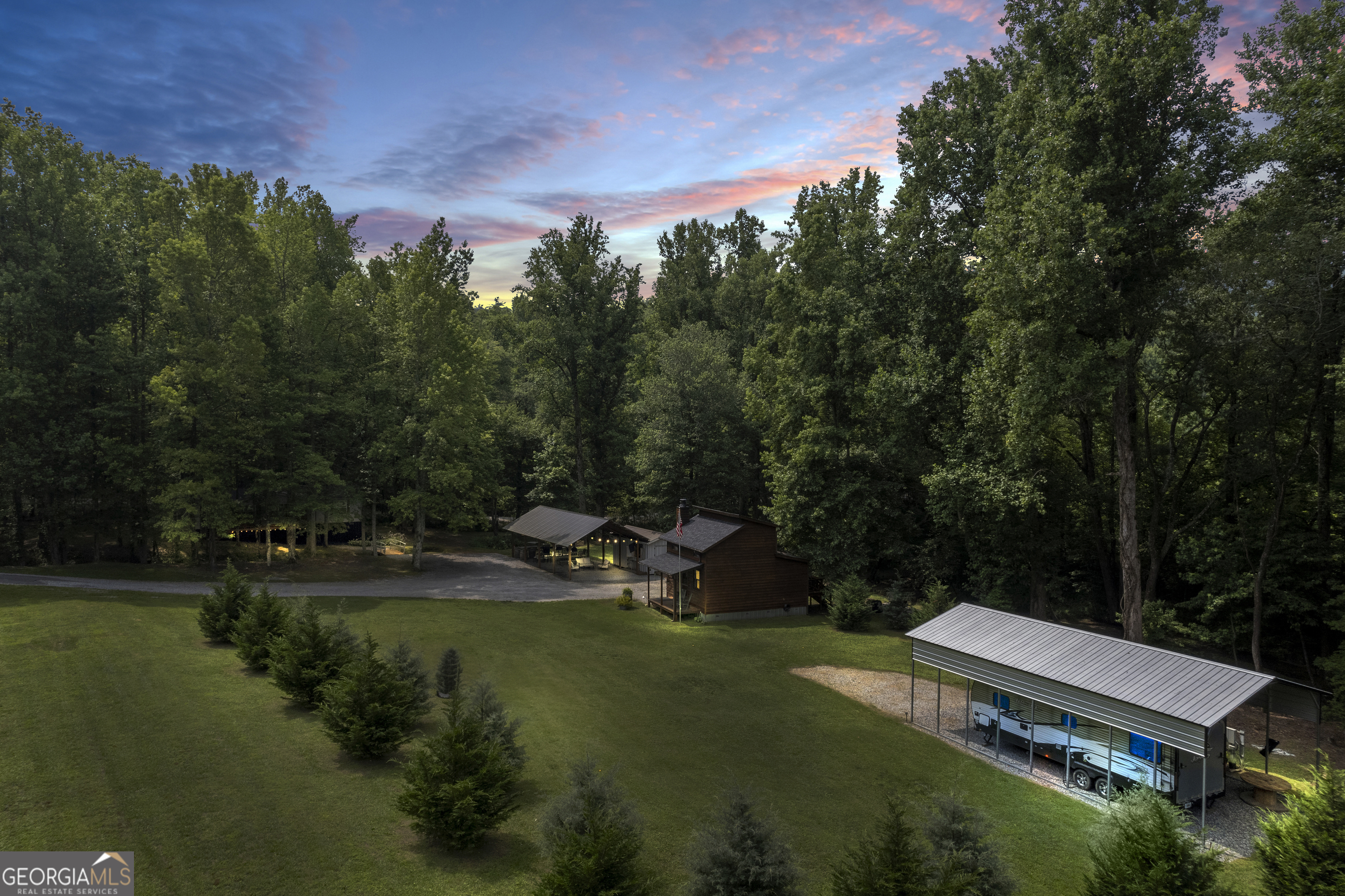 284 & 286 Duncan Bridge Road Sautee Nacoochee GA 30571