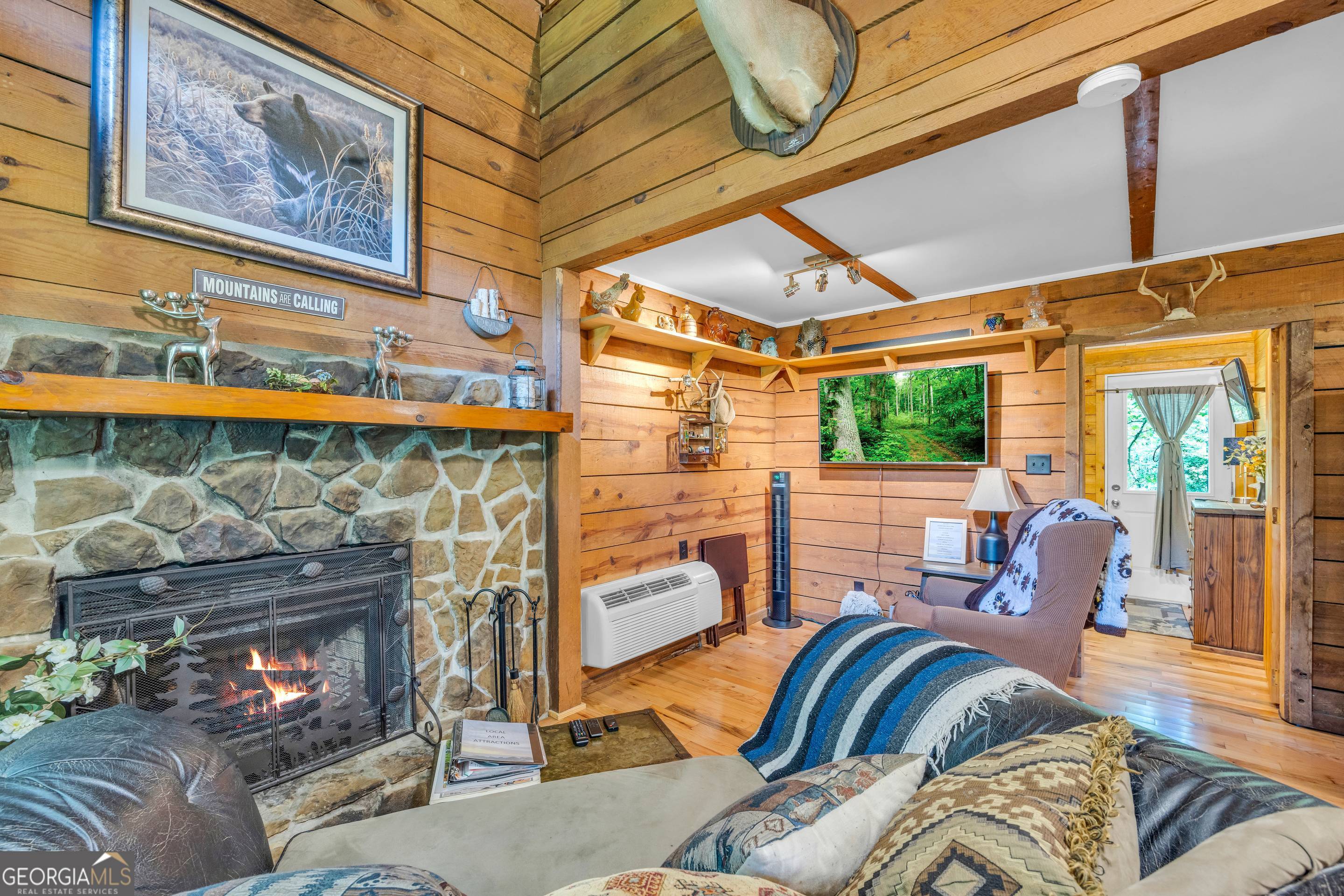 284 & 286 Duncan Bridge Road Sautee Nacoochee GA 30571
